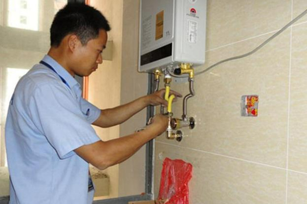 無錫前鋒熱水器維修電話-24小時統一服務熱線