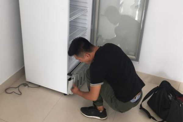 溫州夏普冰箱維修服務(wù)電話-24小時(shí)電話在線預(yù)約